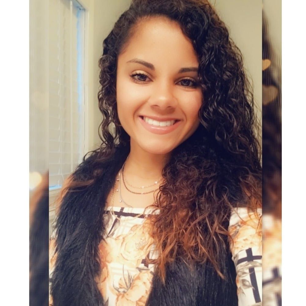 Meet your Posher, Machelli